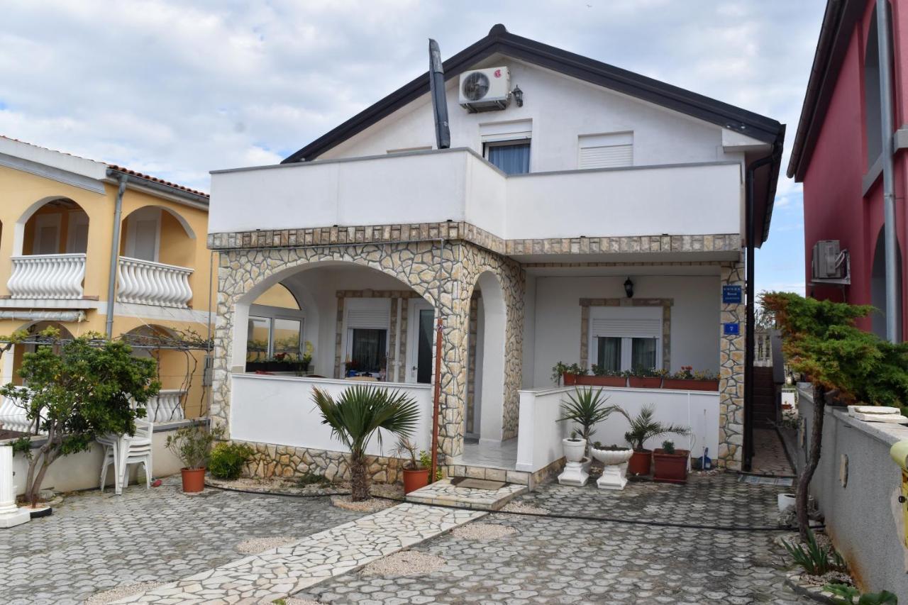 Apartments Paric Вир Екстер'єр фото